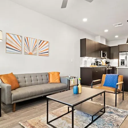 Spacious Westgate Cozysuites By Stadium With Pool 1 Glendale Exterior photo