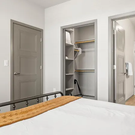 Spacious Westgate Cozysuites By Stadium With Pool 1 Glendale Exterior photo