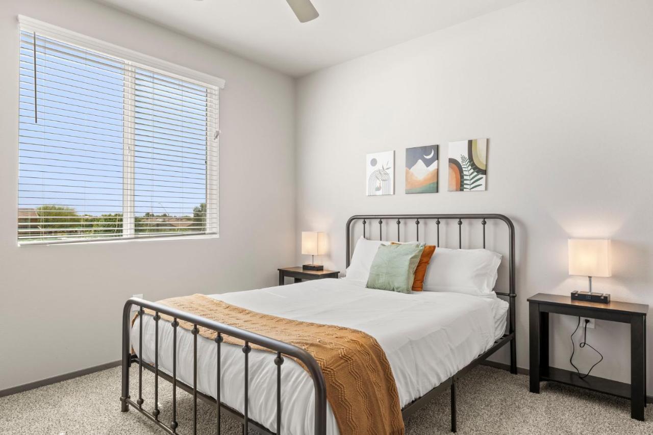 Spacious Westgate Cozysuites By Stadium With Pool 1 Glendale