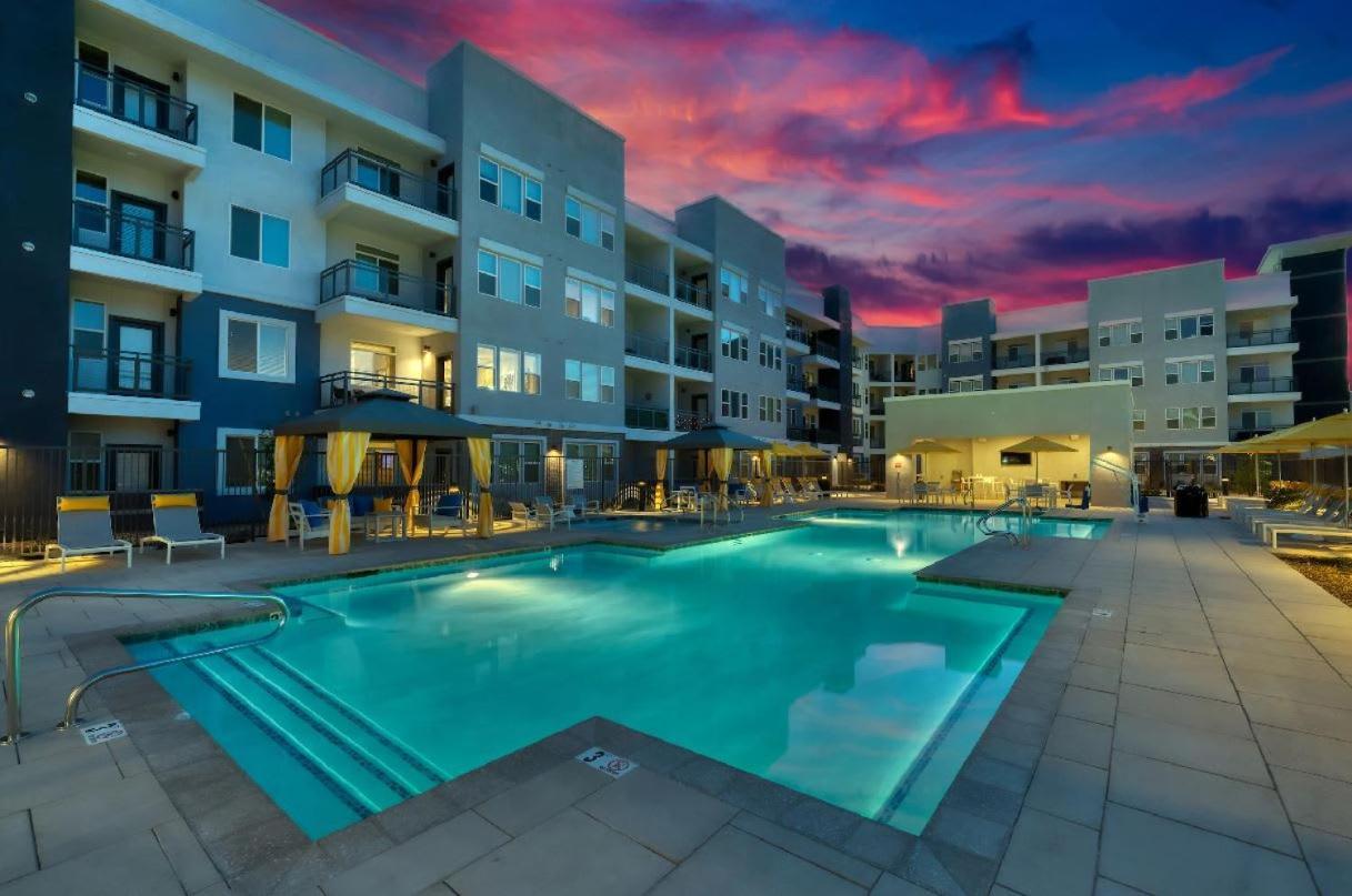 Apartment Spacious Westgate Cozysuites By Stadium With Pool 1