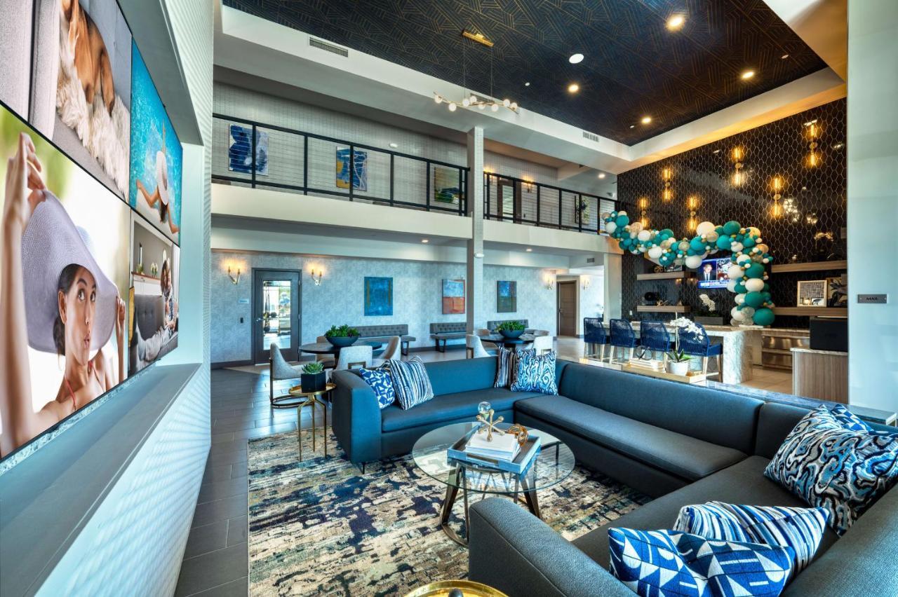 Spacious Westgate Cozysuites By Stadium With Pool 1 * Glendale